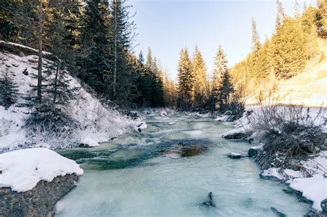  Das Shimen-Nationalreservat:  Ein verstecktes Juwel mit uralten Fichten und kristallklarem Wasser