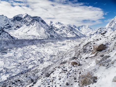 Die  Shengde-Gletscher: Spektakuläre Eislandschaften auf 5.000 Metern Höhe!