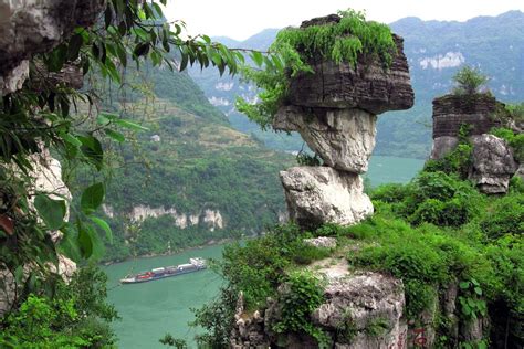  Die Xilingorge: Ein Meisterwerk der Ingenieurskunst und ein Paradies für Fotografen!